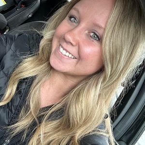 Meet your Posher, Becky